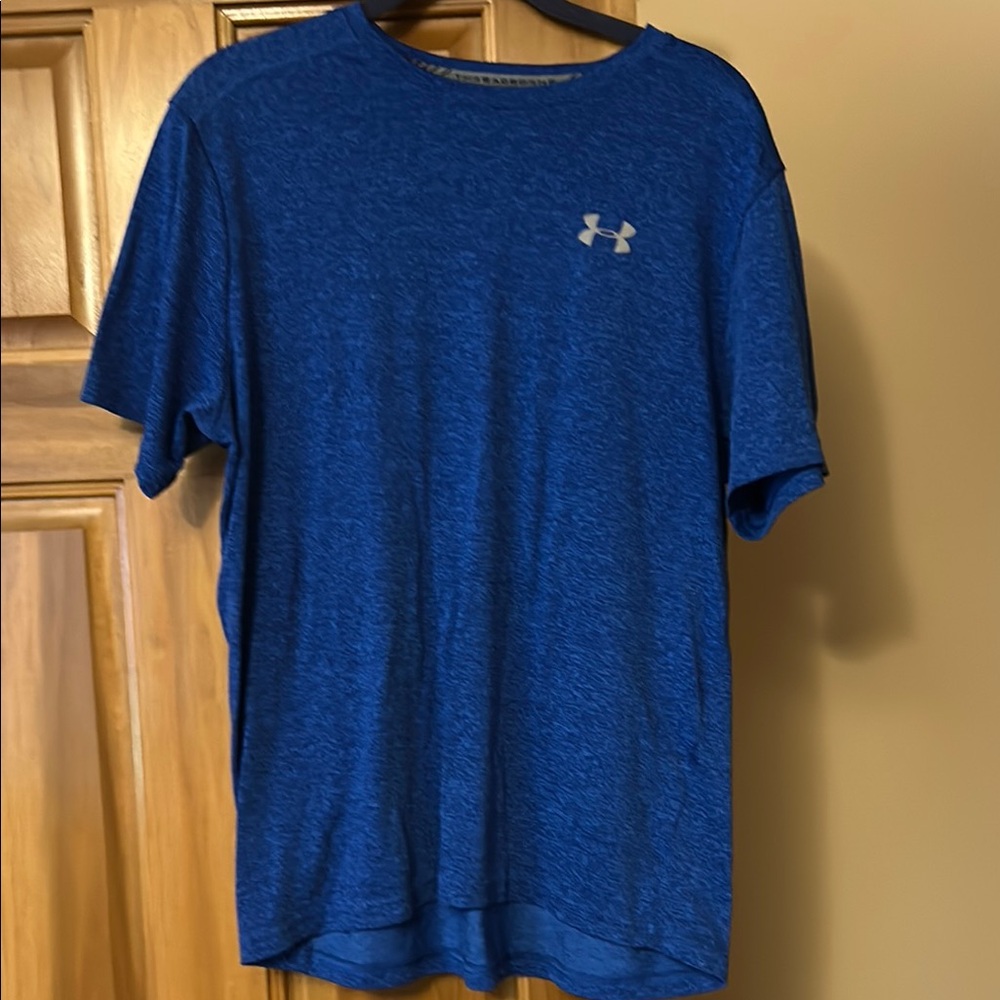 Under Armour Men's Blue T-Shirt, Size L